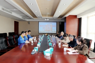 嘉兴市司法局党委委员、副局长蔡加龙一行莅临景兴纸业调研指导